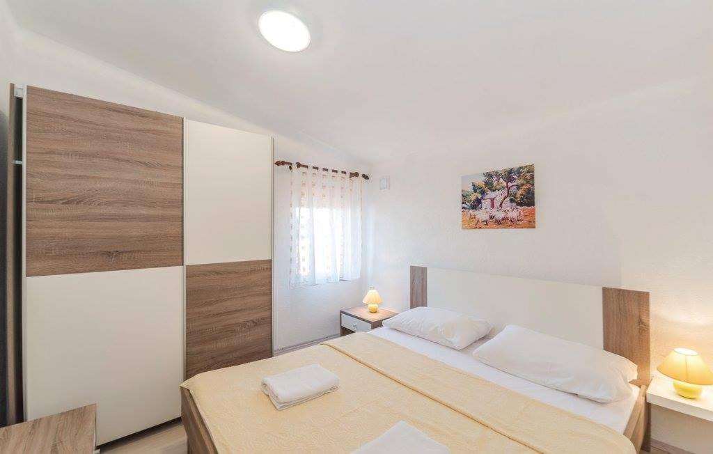 Apartmani Prpic Vir Exterior photo